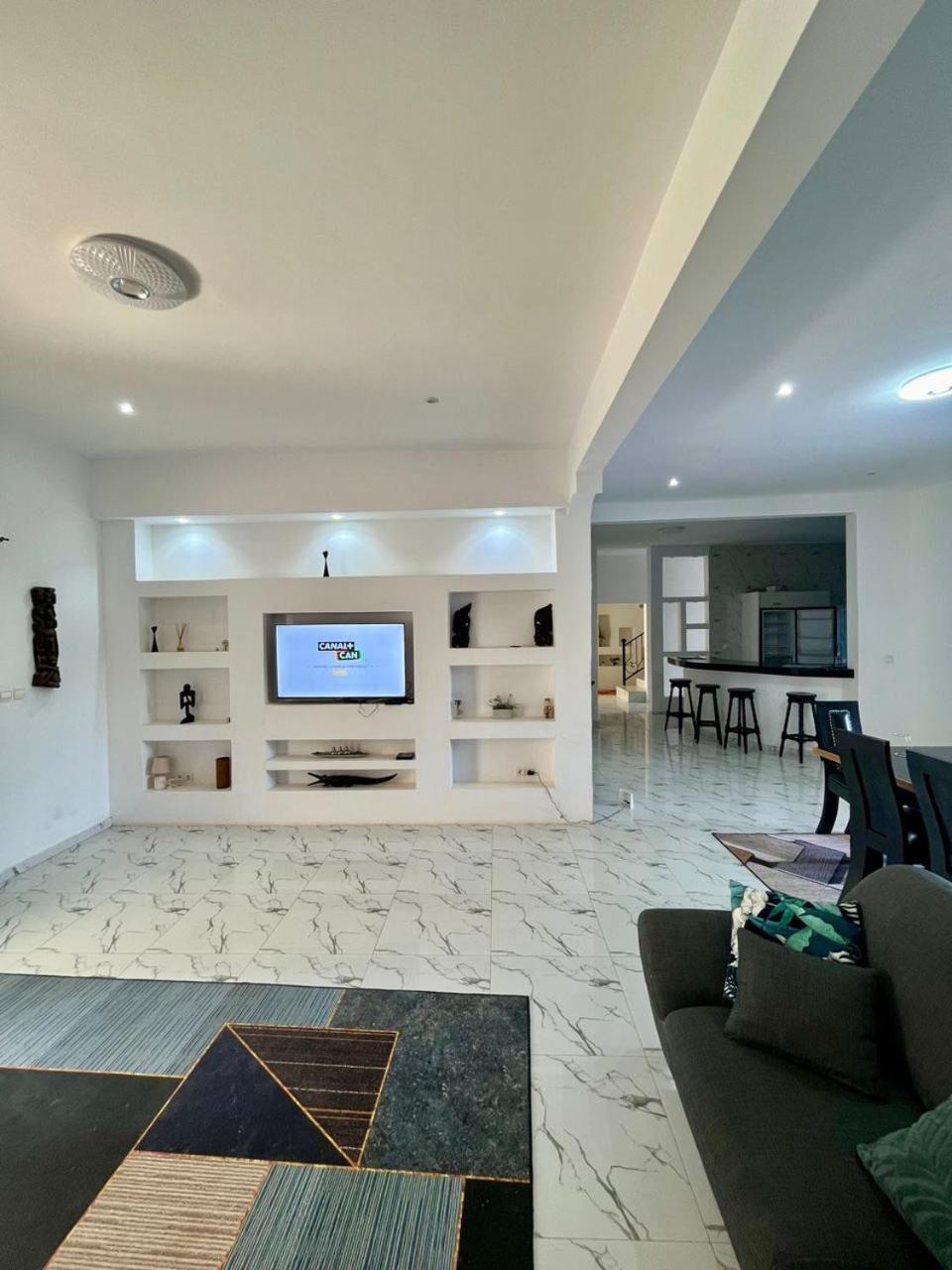La Baraka, Extravagant Villa For 8 With Pool In Saly Gandigal Exterior foto